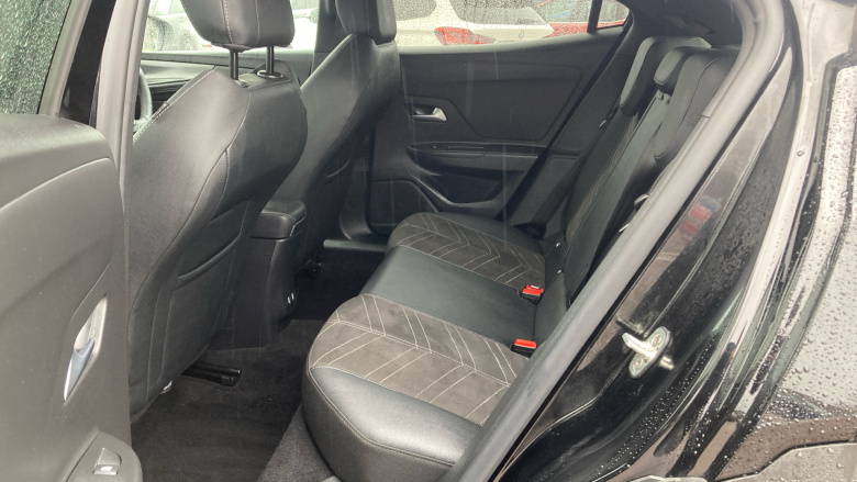 Vauxhall Mokka 115kW Ultimate 54kWh 5dr Auto Electric Hatchback